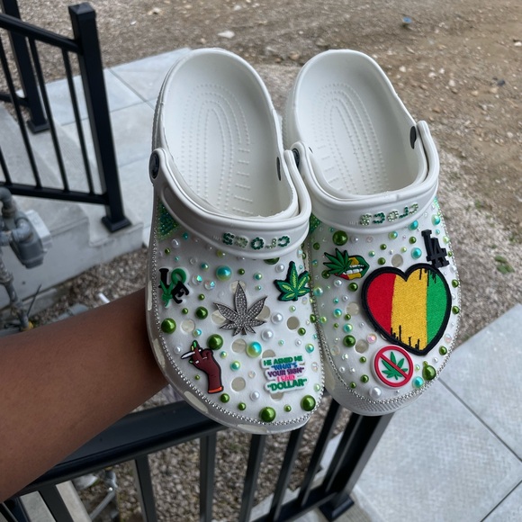 Customized crocs from my small business 🩷 - Picture 3 of 4